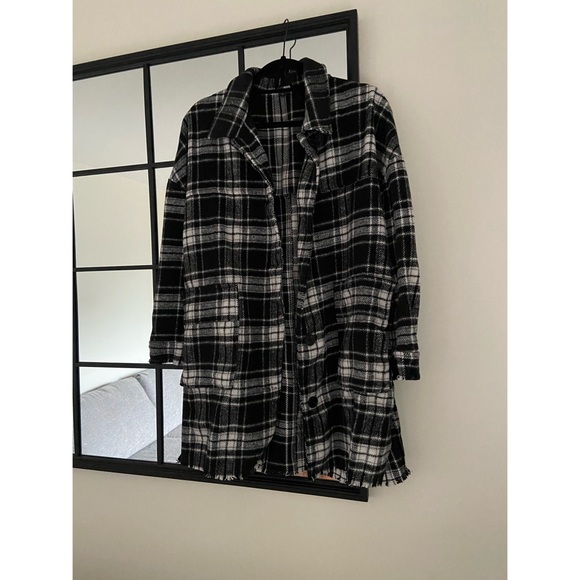 Plaid Shacket - Picture 5 of 9